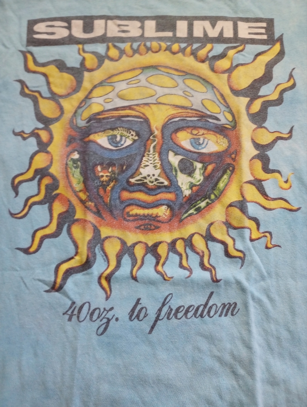 Sublime Sun Face Graphic Tee in Light Blue and Yellow Size Small